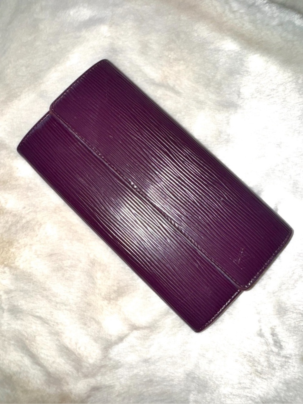 LOUIS VUITTON Epi Leather Sarah Long Envelope Wallet Very Good Pre-Owned Cond.